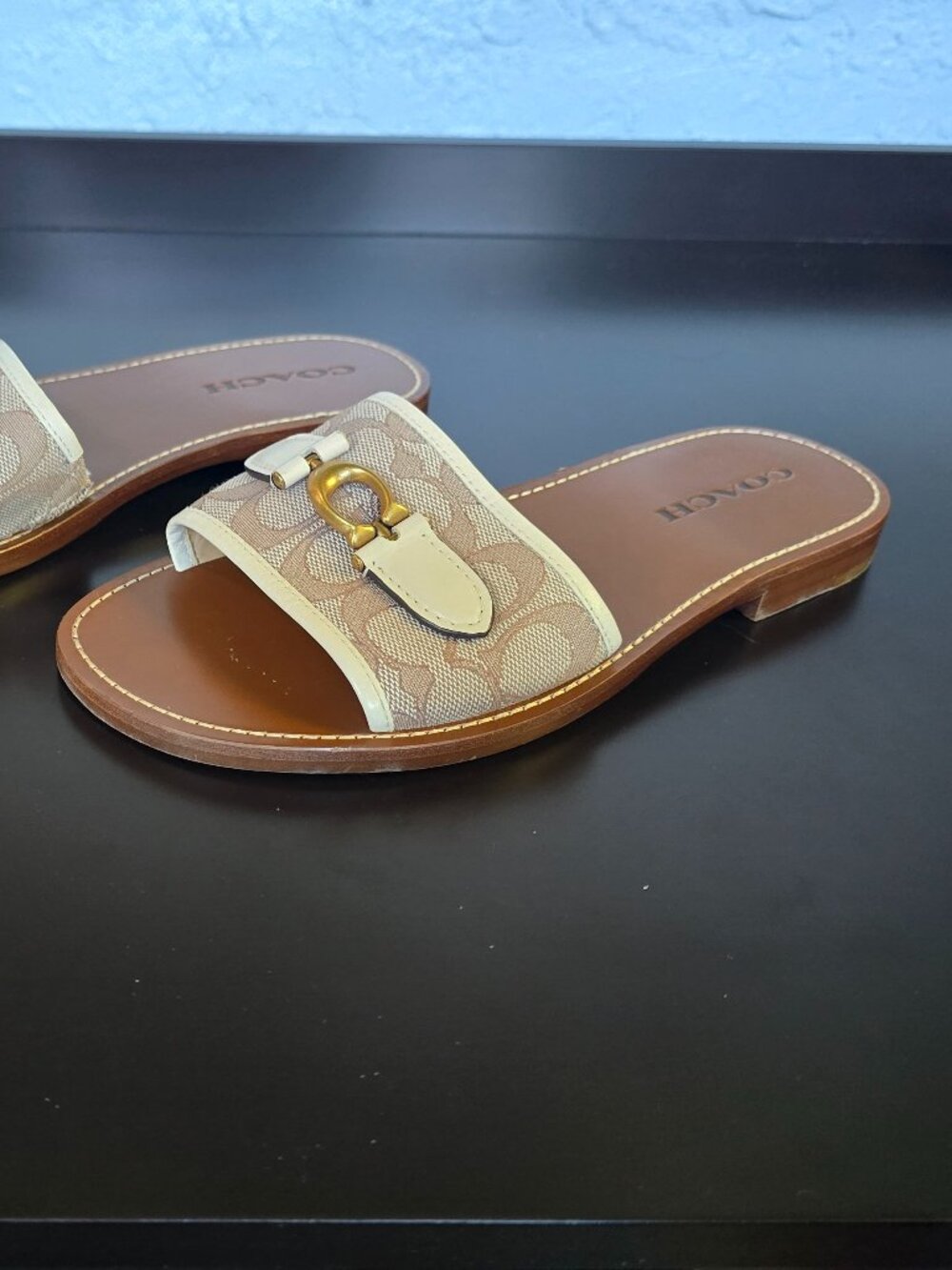 Coach Ina Sandal in Signature Jacquard size 8 - Picture 6 of 12
